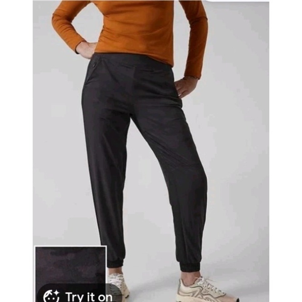 Athleta Brooklyn Lined Camo Jogger Pants‎ Womens 6P Black Pockets Travel Sporty